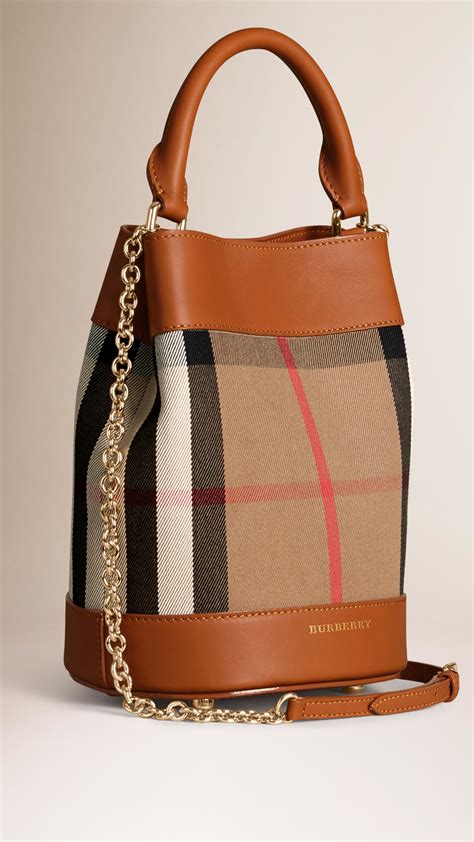 burberry house bag